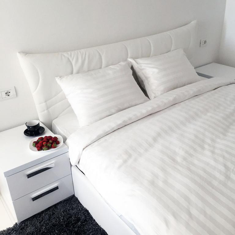 White Residence Luxury Apartments Sarandë Pokoj fotografie