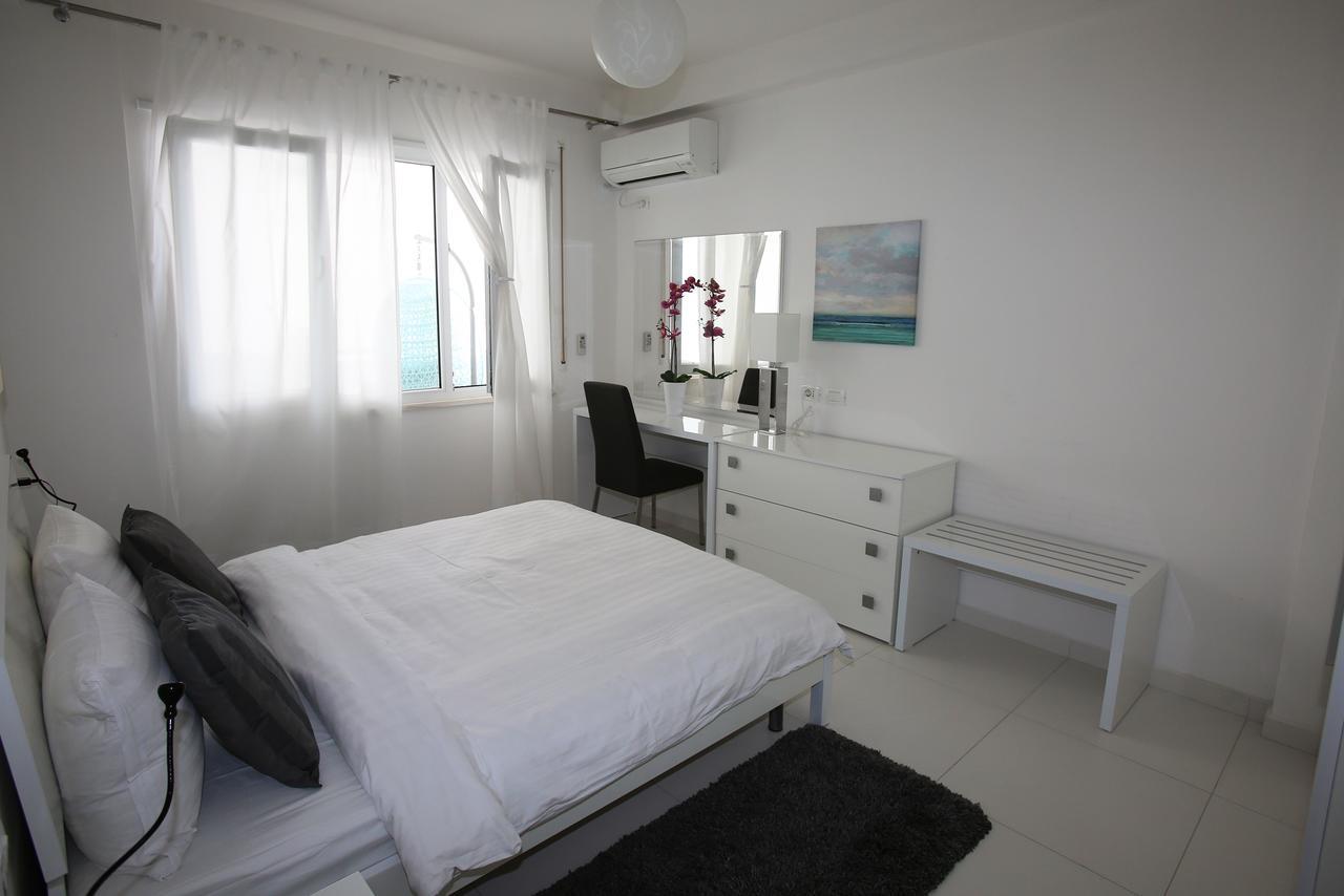 White Residence Luxury Apartments Sarandë Exteriér fotografie